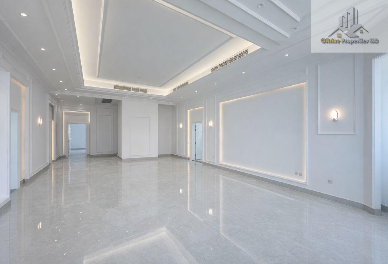 Huge Plot | Garden Area | Spacious Living Area photo 6