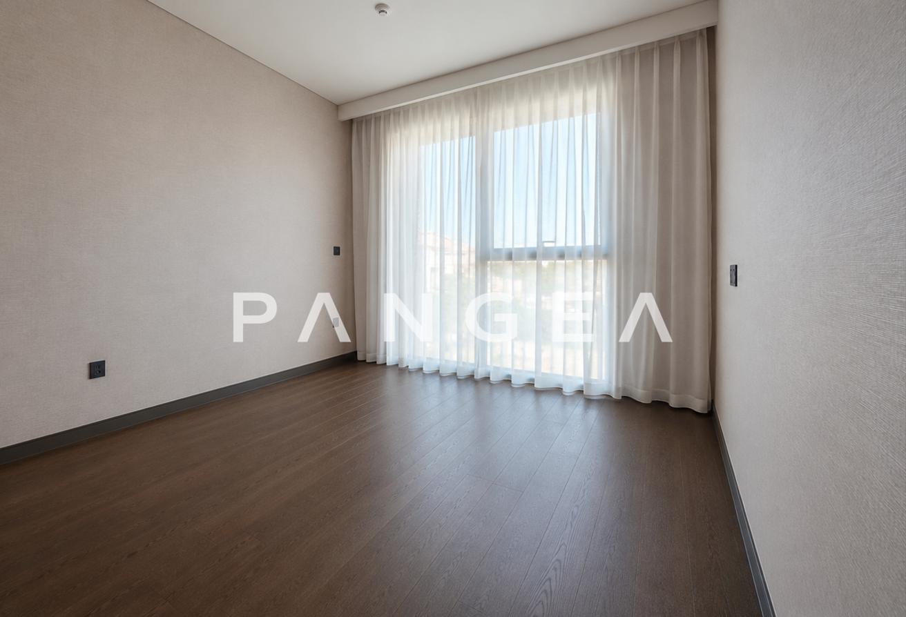 Largest Corner Plot | Premium Finishes | Park Backing photo 8