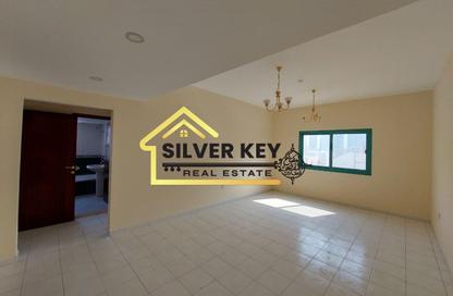 Apartment - 2 Bedrooms - 2 Bathrooms for rent in Abu Shagara building - Abu shagara - Sharjah
