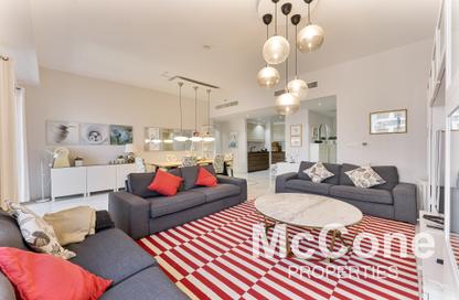 Apartment - 2 Bedrooms - 3 Bathrooms for rent in Rimal 1 - Rimal - Jumeirah Beach Residence - Dubai