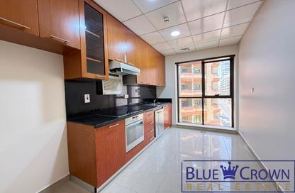 Apartment - 4 - 4 for rent in Golden Sands 9 - Al Mankhool - Bur Dubai - Dubai Apartment - 4 - 4 for rent in Golden Sands 9 - Al Mankhool - Bur Dubai - Dubai