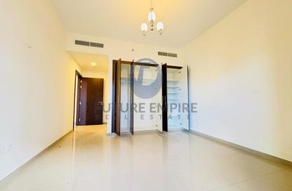 Apartment - 1 Bedroom - 2 Bathrooms for rent in Jumeirah Garden City - Al Satwa - Dubai