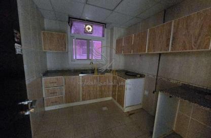 Apartment - 1 - 1 for rent in Al Qulayaa Building - Al Qulaya'ah - Al Sharq - Sharjah