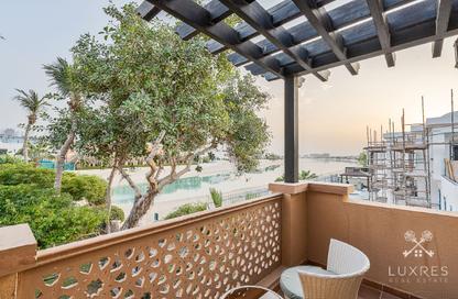 Villa - 4 Bedrooms - 5 Bathrooms for rent in Canal Cove Frond M - Canal Cove Villas - Palm Jumeirah - Dubai Villa - 4 Bedrooms - 5 Bathrooms for rent in Canal Cove Frond M - Canal Cove Villas - Palm Jumeirah - Dubai