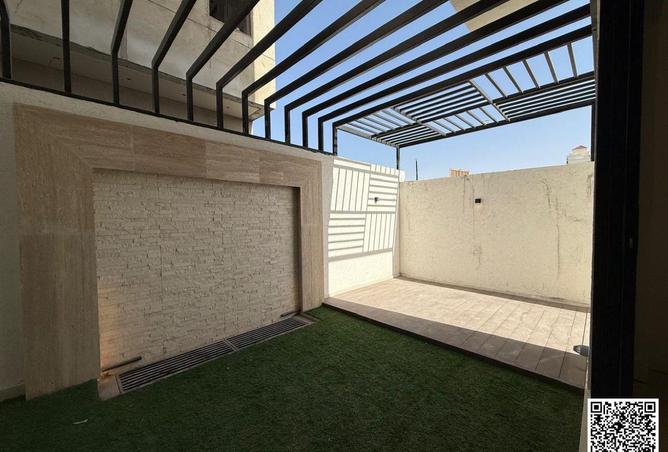 58192459 - Property Image 3