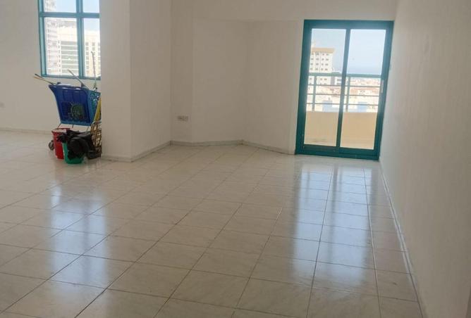 87453207 - Property Main Image