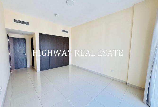 119741229 - Property Image 3