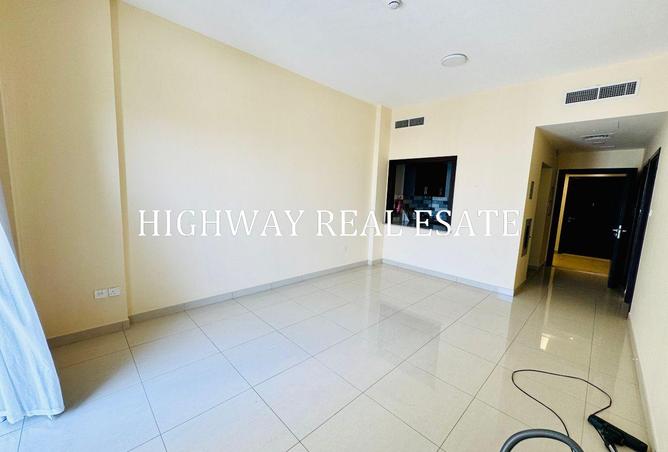119741229 - Property Image 2