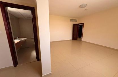 Apartment - 3 Bedrooms - 3 Bathrooms for rent in Al Thani Muwaileh - Muwaileh Commercial - Sharjah