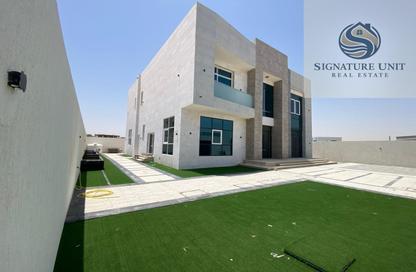 Villa - 5 Bedrooms - 7+ Bathrooms for rent in Al Aweer 1 - Al Aweer - Dubai