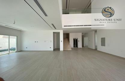 Villa - 5 Bedrooms - 7+ Bathrooms for rent in Al Aweer 1 - Al Aweer - Dubai