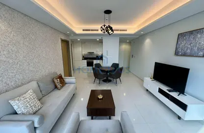 Apartment - 1 Bedroom - 2 Bathrooms for rent in Paramount Tower Hotel  and  Residences - Business Bay - Dubai