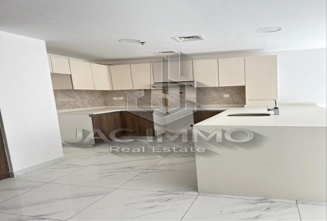 103710117 - Property Main Image