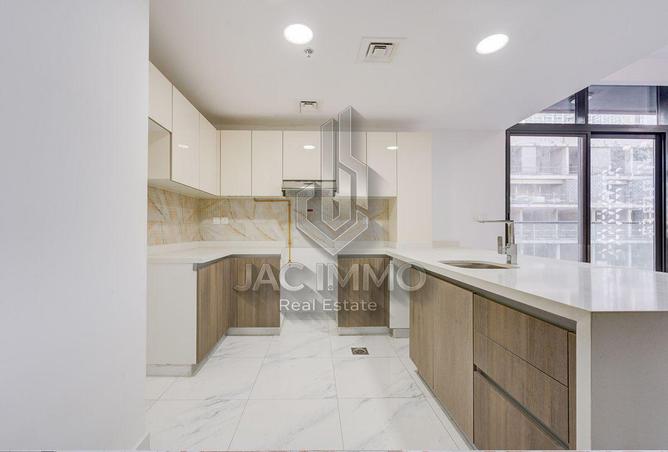 103710117 - Property Main Image