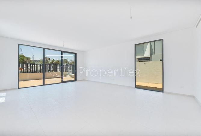112743972 - Property Image 2