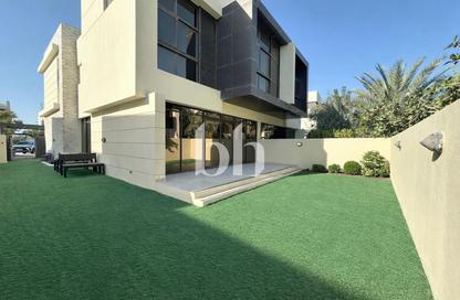 Villa - 3 Bedrooms - 4 Bathrooms for rent in Flora - DAMAC Hills - Dubai