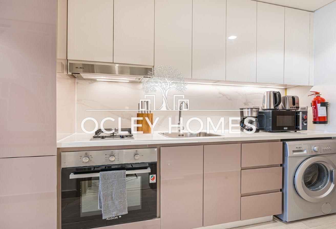 Sleek Studio | All Bills Included | Monthly Stays photo 3