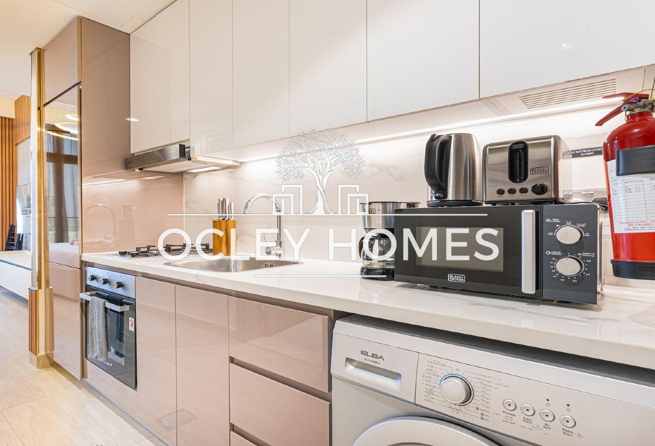 Sleek Studio | All Bills Included | Monthly Stays photo 7