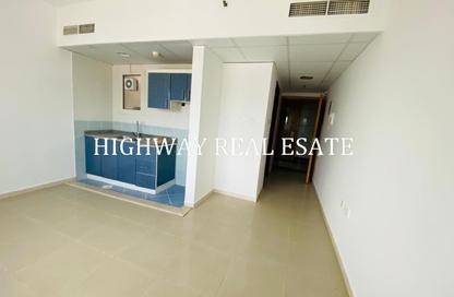 Apartment - Studio - 1 for rent in Zakhir Tower 3 - Zakhir Towers - Al Taawun - Sharjah Apartment - Studio - 1 for rent in Zakhir Tower 3 - Zakhir Towers - Al Taawun - Sharjah