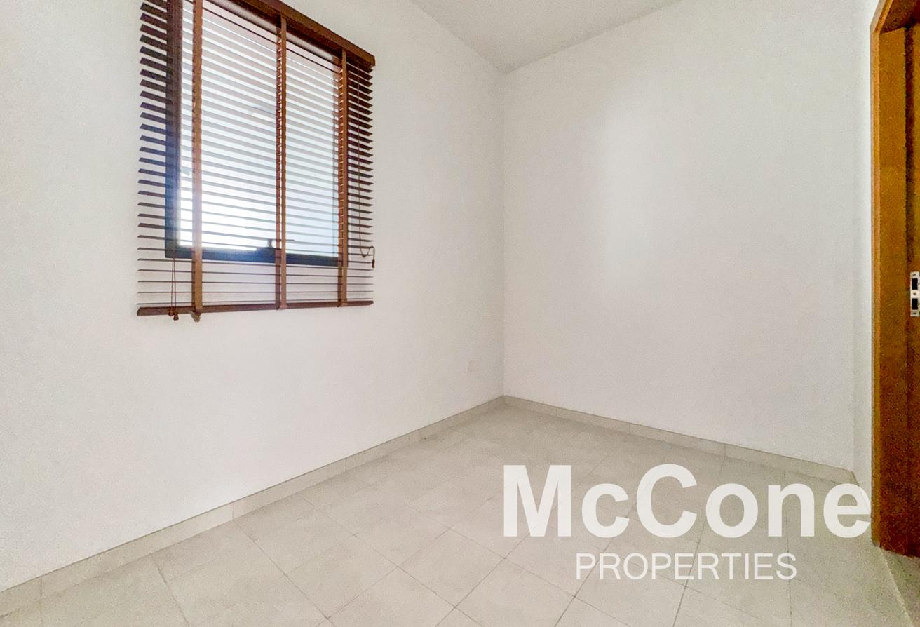 Fully Furnished | Spacious | Near Pool photo 7