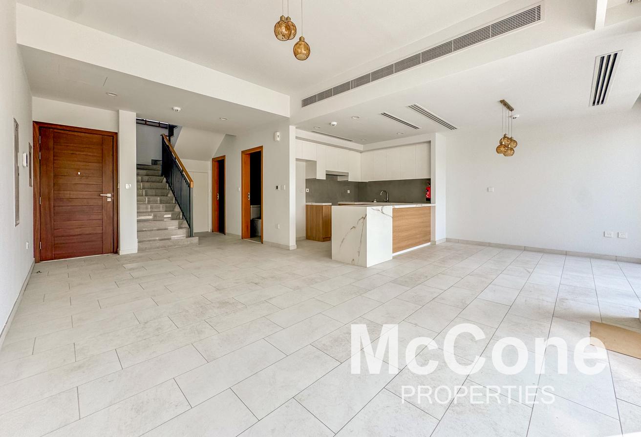 Fully Furnished | Spacious | Near Pool photo 5