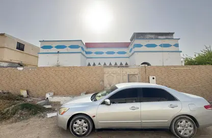 فيلا - استوديو - 3 حمامات للبيع في الصبخة - ضاحية الرقة - الشارقة