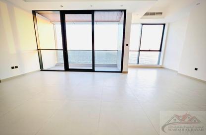 Apartment - 3 - 3 for rent in La Plage Tower - Al Mamzar - Sharjah - Sharjah