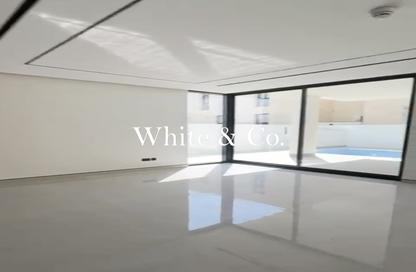 Villa - 6 - 7+ for sale in Al Maktoum International Airport - Aviation District - Dubai South (Dubai World Central) - Dubai Villa - 6 - 7+ for sale in Al Maktoum International Airport - Aviation District - Dubai South (Dubai World Central) - Dubai
