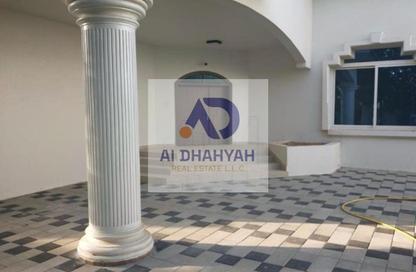 Villa - 4 - 4 for sale in Al Fisht - Al Heerah - Sharjah Villa - 4 - 4 for sale in Al Fisht - Al Heerah - Sharjah