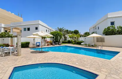 Villa - 5 Bedrooms - 5 Bathrooms for rent in Umm Suqeim 2 Villas - Umm Suqeim 2 - Umm Suqeim - Dubai