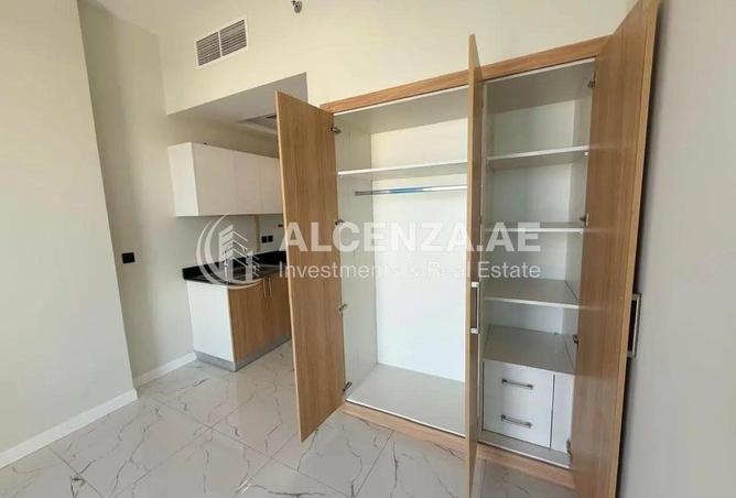 112732211 - Property Image 3