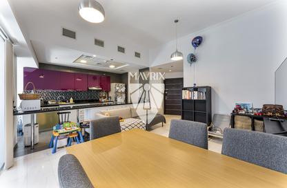 Apartment - 2 Bedrooms - 3 Bathrooms for sale in Cayan Tower - Dubai Marina - Dubai