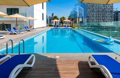 Apartment - Studio - 1 Bathroom for rent in SOL Bay - Business Bay - Dubai
