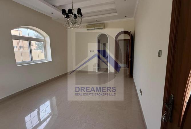 84073605 - Property Image 3