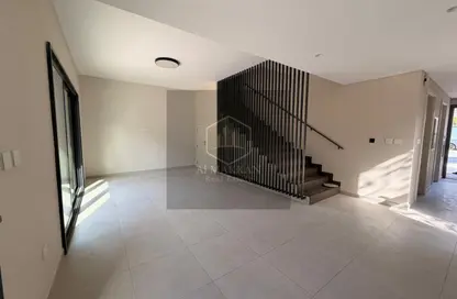 فيلا - 3 غرف نوم - 4 حمامات للايجار في سراب 2 - الجادة - الشارقة