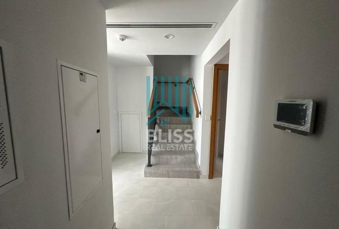 71464007 - Property Image 2