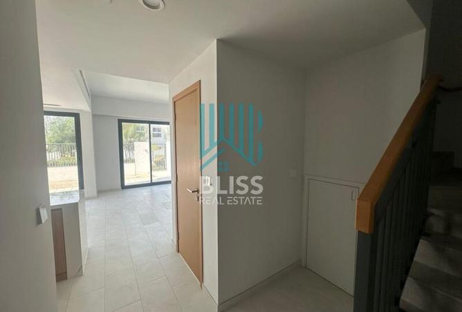 71464007 - Property Image 3