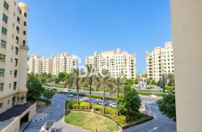 Apartment - 3 Bedrooms - 4 Bathrooms for rent in Jash Hamad - Shoreline Apartments - Palm Jumeirah - Dubai