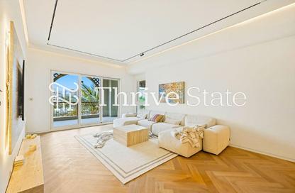 Apartment - 2 Bedrooms - 3 Bathrooms for sale in Marina Residences 4 - Marina Residences - Palm Jumeirah - Dubai