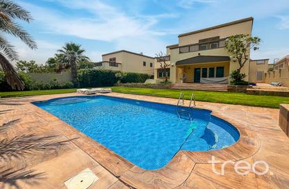 Villa - 4 - 5 for rent in District 4 - Jumeirah Park - Dubai