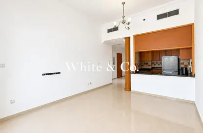 Apartment - 1 Bedroom - 2 Bathrooms for rent in Dream Tower 1 - Dream Towers - Dubai Marina - Dubai