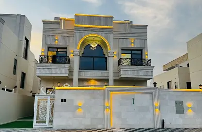 فيلا - 8 غرف نوم - 7 حمامات للبيع في الزاهية - عجمان