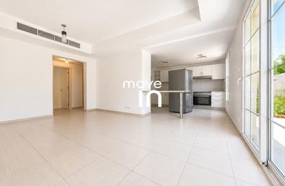 Villa - 2 Bedrooms - 3 Bathrooms for rent in Springs 15 - The Springs - Dubai