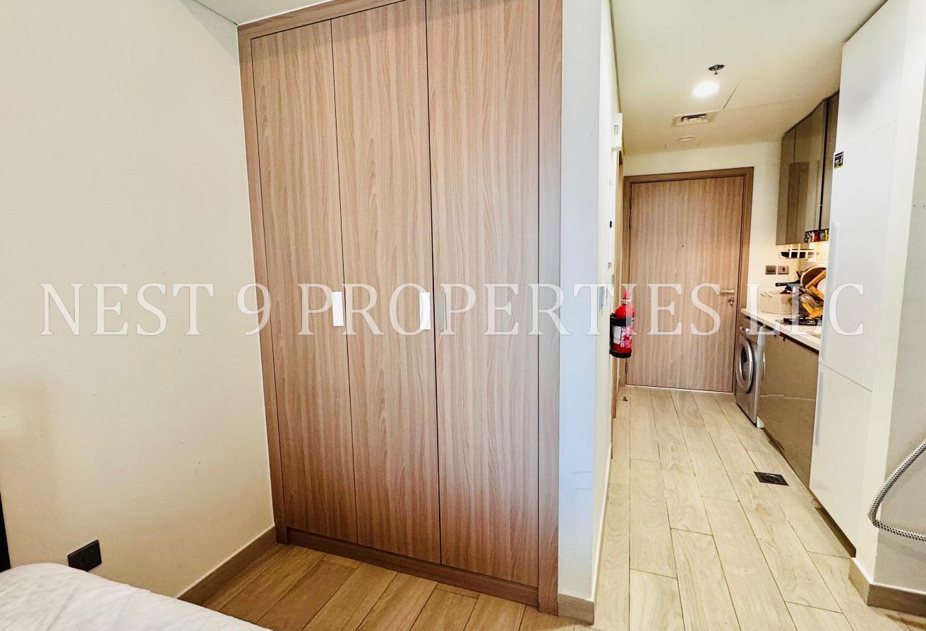 Unfurnished Studio | Fully Fitted Kitchen photo 3