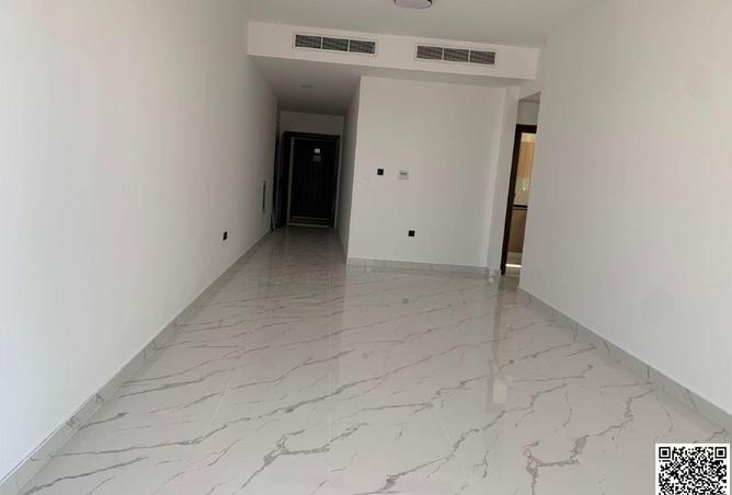 92282073 - Property Image 3