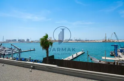 Office Space - Studio for rent in Waterfront market - Deira - Dubai