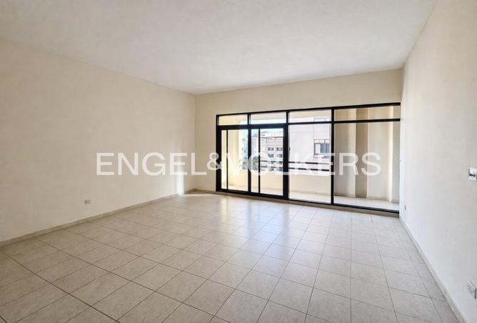 104683563 - Property Image 2
