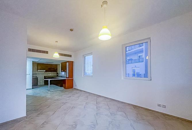 70271797 - Property Image 3