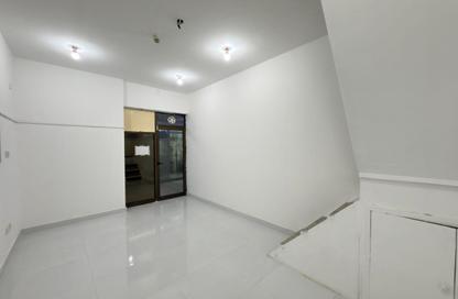 Shop - Studio for rent in Nasser Lootah Building Block B - Al Twar 1 - Al Twar - Dubai