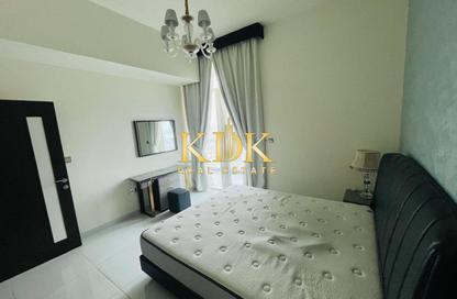 Apartment - 1 Bedroom - 2 Bathrooms for rent in Miraclz Tower by Danube - Arjan - Dubai
